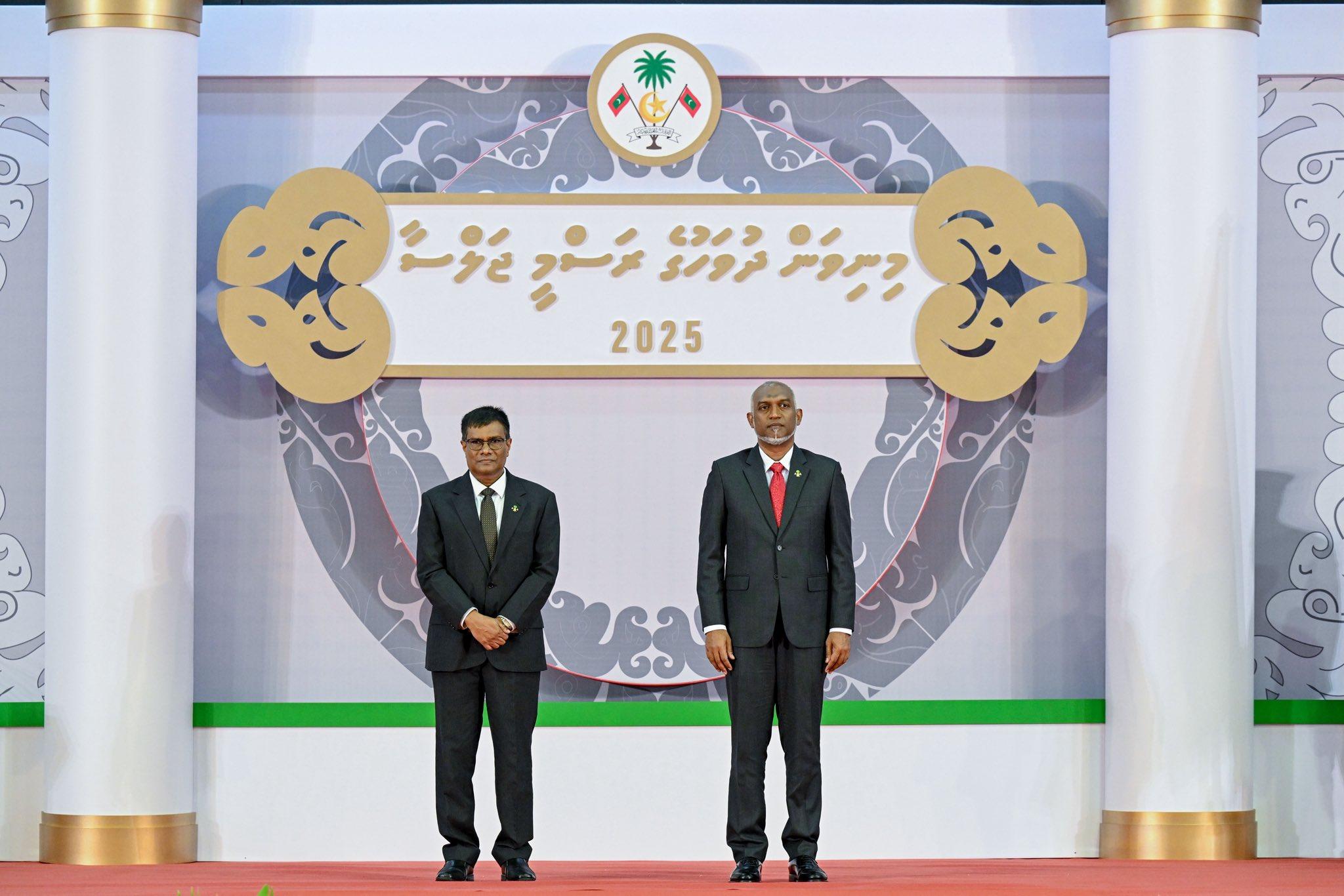 ޗީފް ޖަސްޓިސް ރިޓަޔާޑް، މުއުތަސިމް އަދްނާނަށް ނިޝާން ޢިއްޒުއްދީންގެ ޢިއްޒަތުގެ ވެރިޔާގެ ލަގަބު އަރުވައިފި 