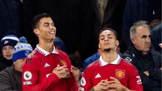 Gw30x7ObMAA_me1.jpeg