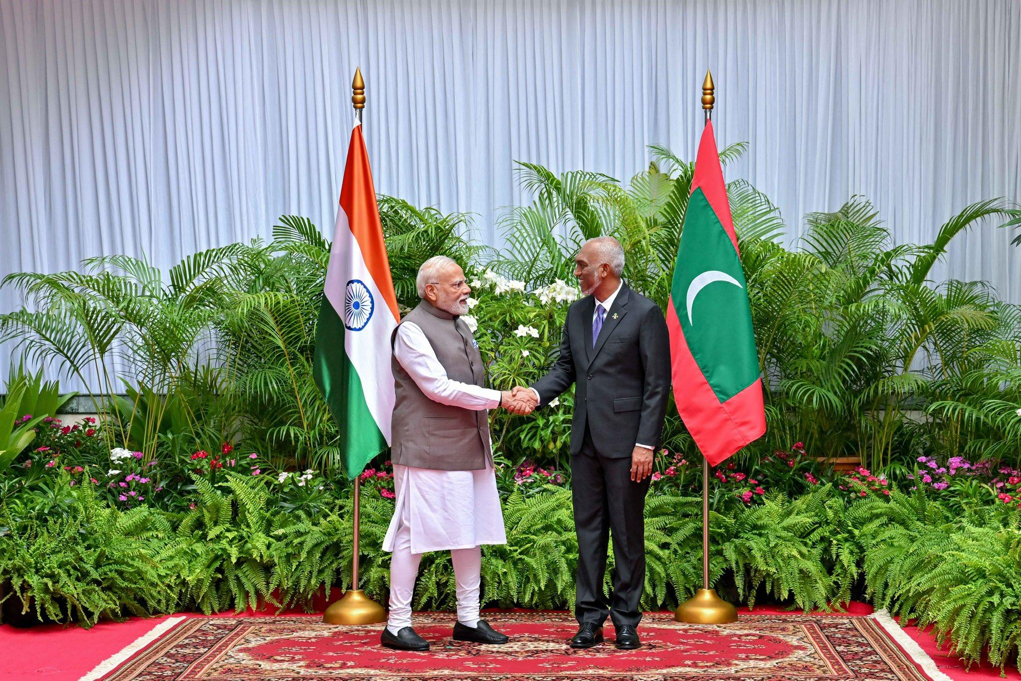 އިންޑިޔާއާއި ރާއްޖެއާ ދެމެދު މުހިއްމު 8 އެއްބަސްވުމެއްގައި ސޮއިކޮށްފި