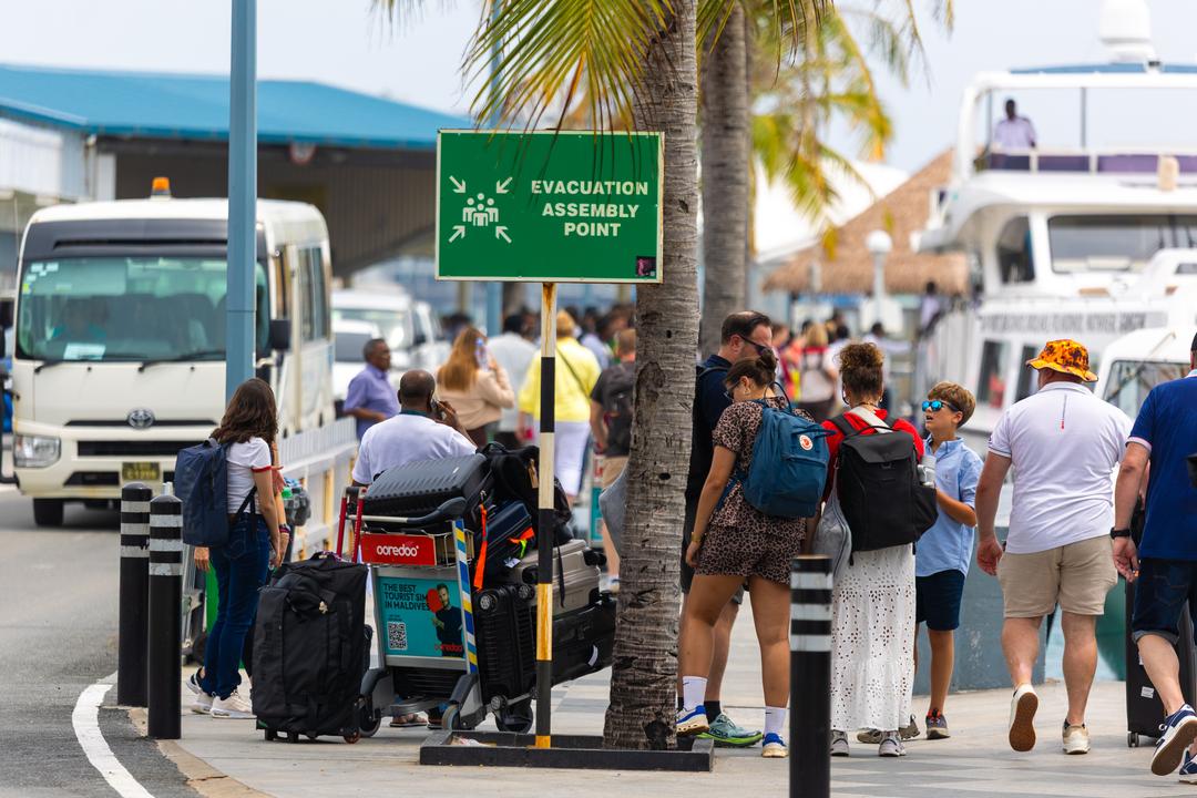 ވީއައިއޭގައި ހުއްދަ ނެތި ވިޔަފާރިކުރާ ފަރާތްތަކަށް ފިޔަވަޅު އަޅަނީ