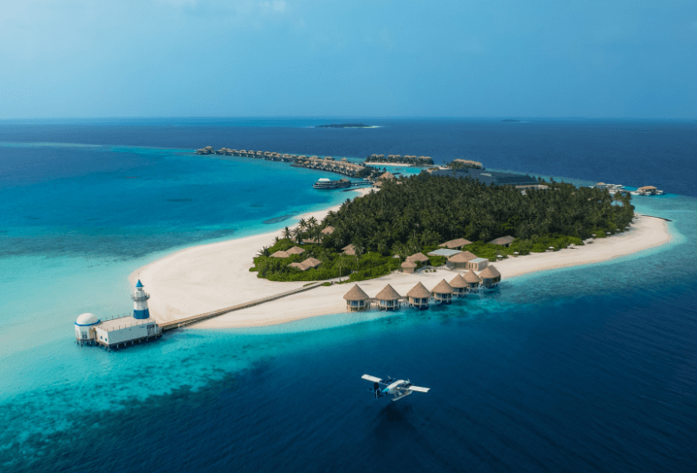 ރިސޯޓެއްގެ ސީޕްލޭން ޕްލެޓްފޯމެއް ކަނޑައިގެންގޮސް އޮޔާދަނީ