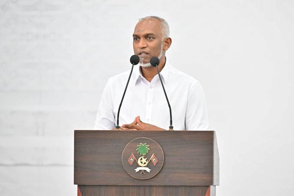 ނުރަސްމީ ދަތުރުފުޅެއްގައި ރައީސް ސިންގަޕޫރަށް 