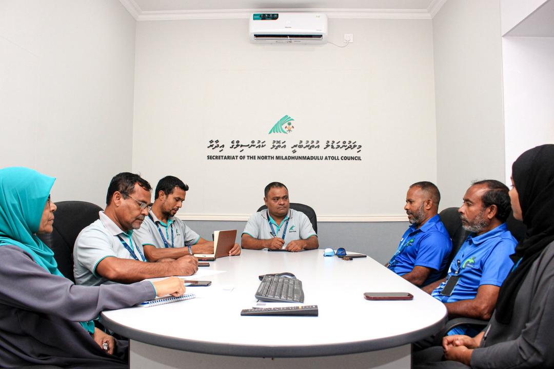 ޕާސްޕޯޓު ހިދުމަތް ފެށުމަށް ހުރަސްއެޅީ ނަޝީދު ފަހަތަށް އެރުމުން:  ޝިޔާމް