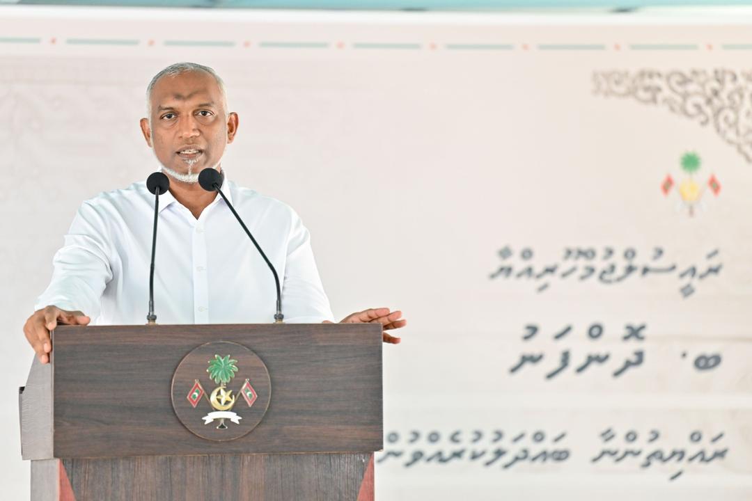 ދޮންފަނުގައި ފެނާއި ނަރުދަމާ ގާއިމްކުރުމުގެ މަސަކަތް ވަރަށް އަވަހަށް ފެށޭނެ: ރައީސް
