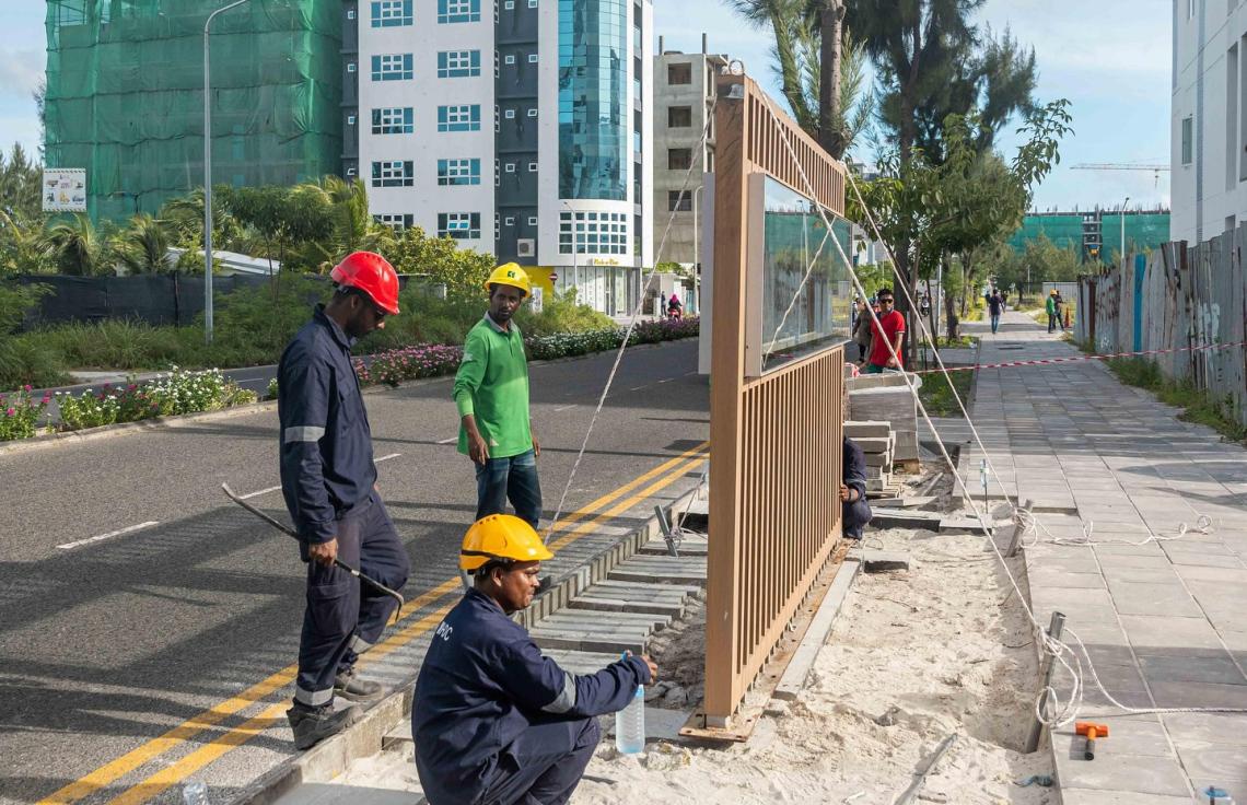 ފޭސް 2 ގައި ބަސް ސްޓޮޕް އިތުރު ކުރުމުގެ މަސައްކަތް ފަށައިފި 