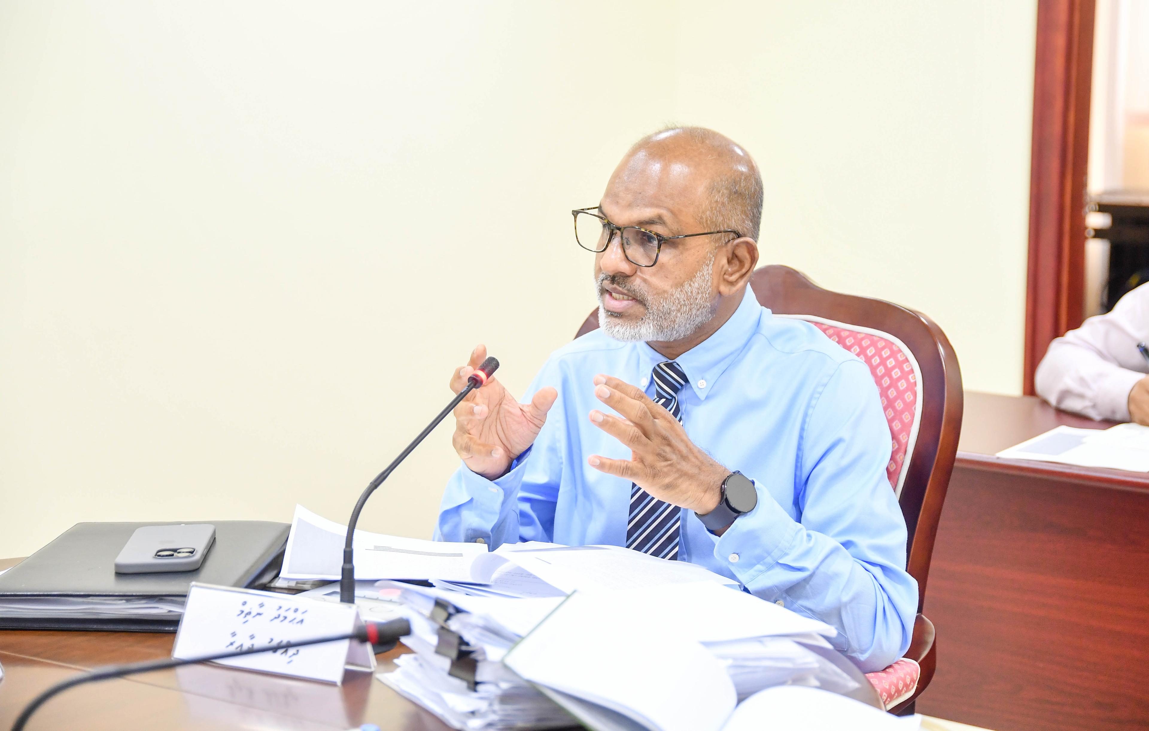 ފެންނަނީ ތަންތަނުގެ އިސްވެރިން ވެސް ނުހައްގުން މުއްސަނދިކަން ހޯދާތަން : މެންބަރު ނާޒިމް 