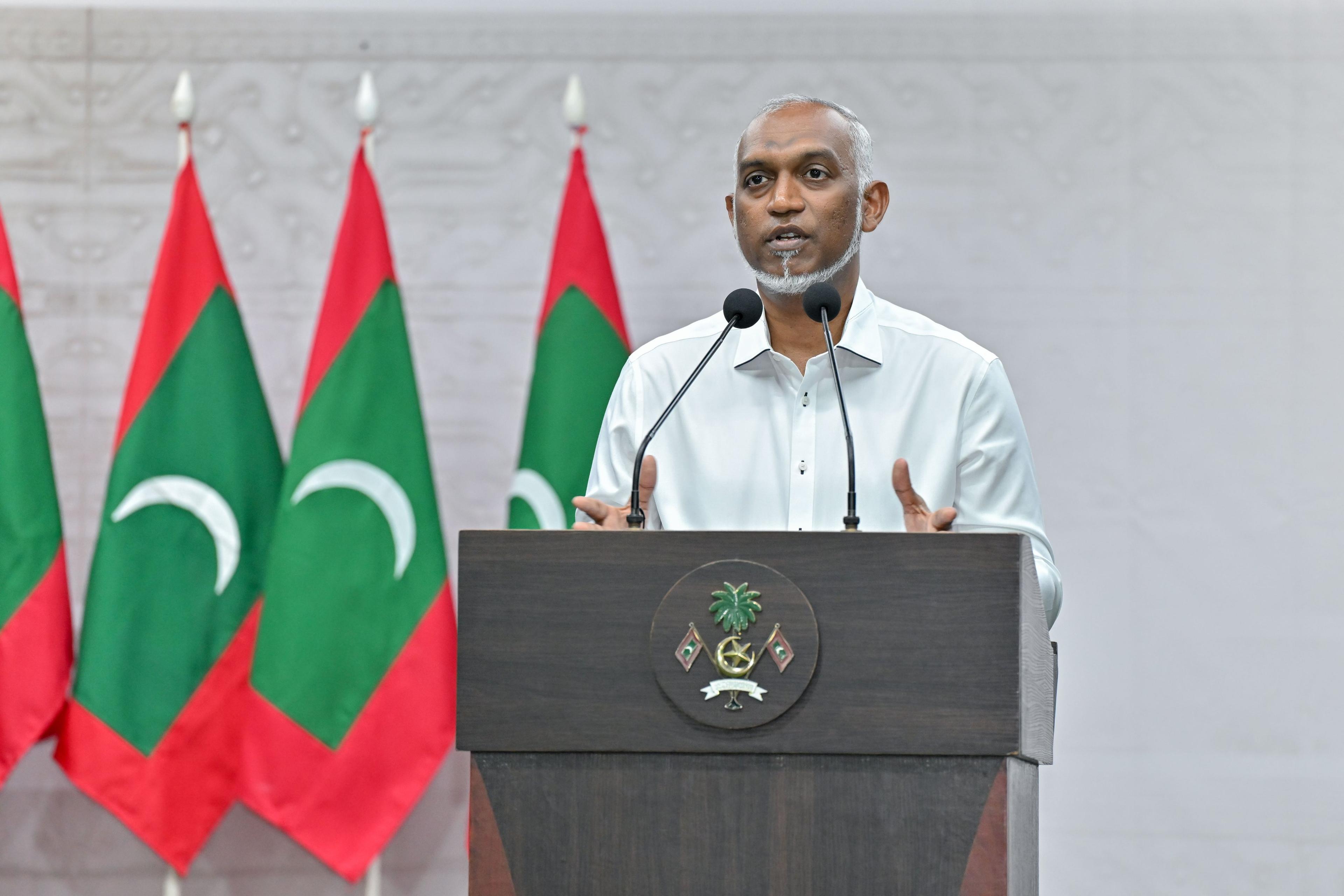 ލާމަރުކަޒީ  ޤާނޫނަށް އިސްލާހު ގެނައީ ރައްޔިތުން ބާރުވެރިކުރުވަން: ރައީސް
