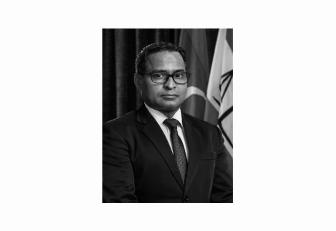 އުއްތަމަ ފަނޑިޔާރަކަށް ޣަނީ