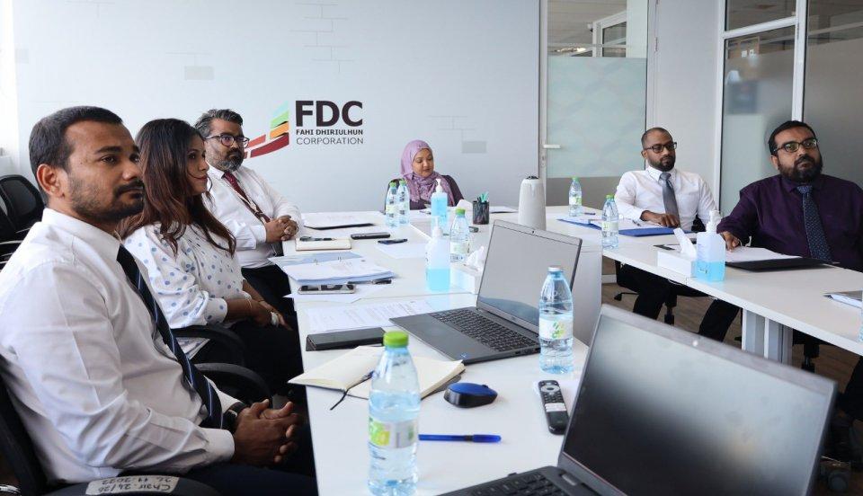 ފްލެޓް އެއްބަސްވުންތަކުގައި ސޮއިކުރުން ހުއްޓާލި ވާހަކަ އަކީ ދޮގެއް