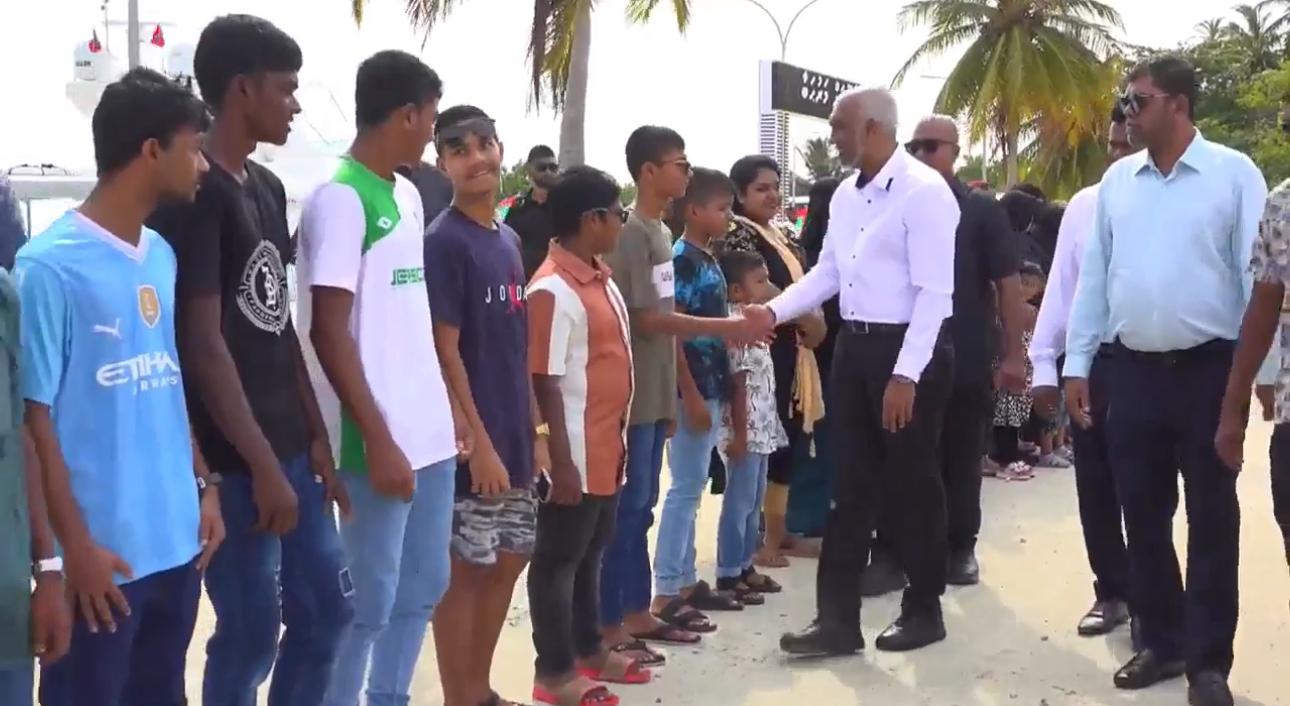 ހިތާދޫންވެސް ރައީސް އަށް ހޫނު މަރުހަބާއެއް، އޭޓީއެމްގެ ޙިދުމަތް ފަށައިފި 