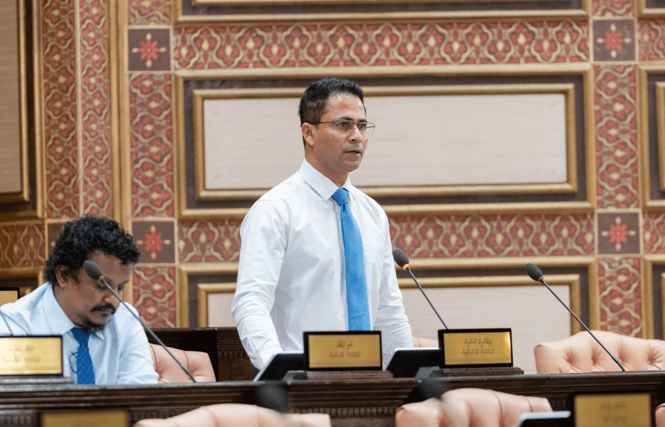 އެމްއެމްސީ އާއި ބްރޯޑްކޮމް އެއްކޮށްލުމުން ލިބޭނެ ރަނގަޅު ފައިދާތައް ފެނޭ: އިބްރާހީމް ޙުސައިން