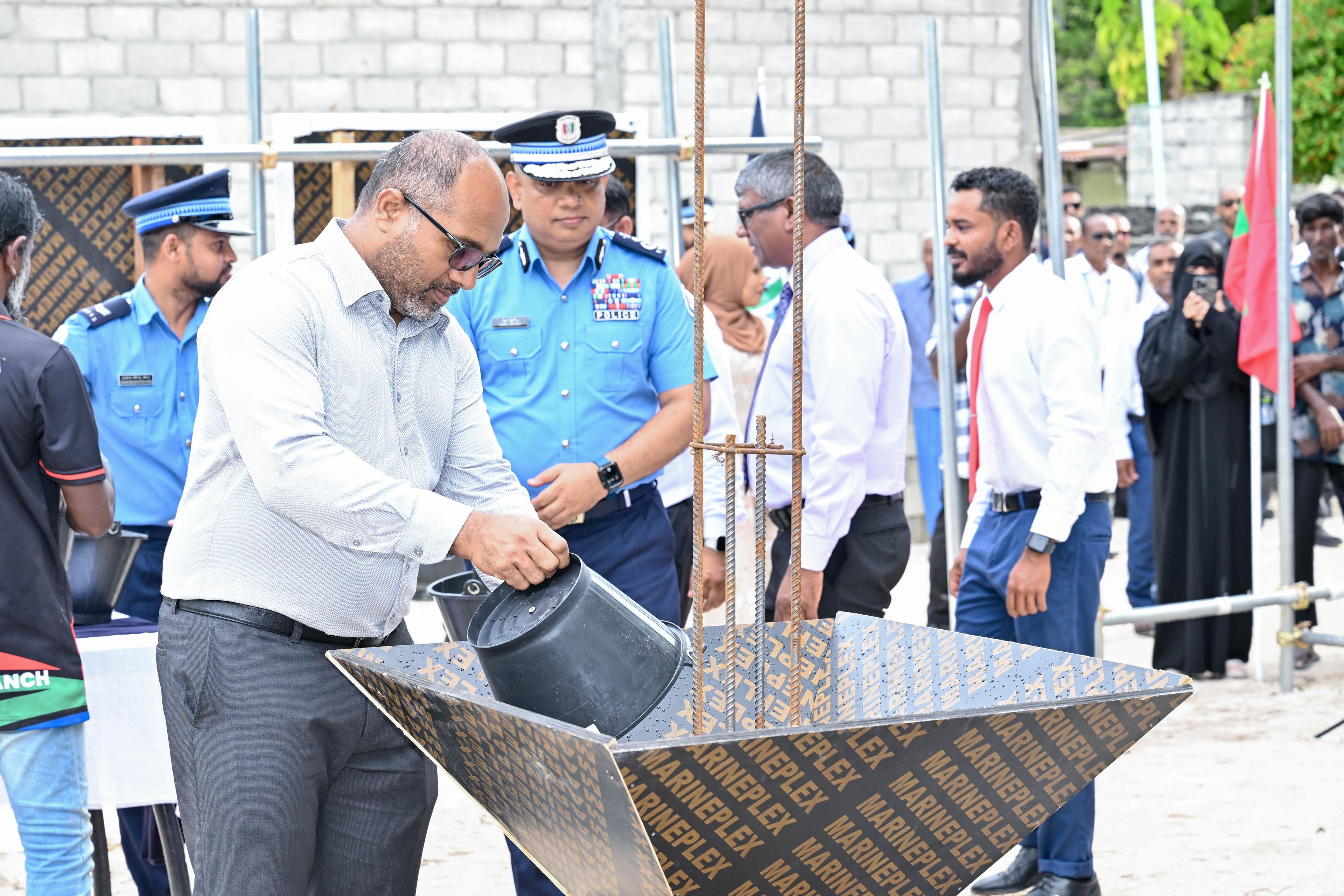 ފެހެންދޫގައި ފުލުހުންގެ އިމާރާތް އެޅުމުގެ މަސައްކަތް ފަށައިފި