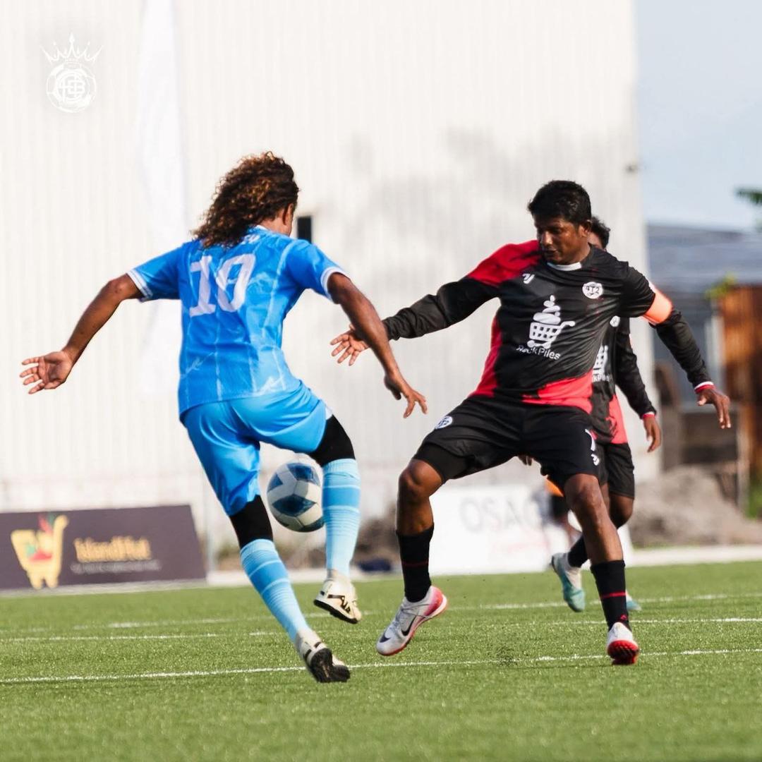 ހުރާ ފުޓްބޯޅަ: ހުރާގެ ތަރިން ހިމެނޭ ސުޕެއަރ ހަންޓަރސް ފެށީ މޮޅަކުން