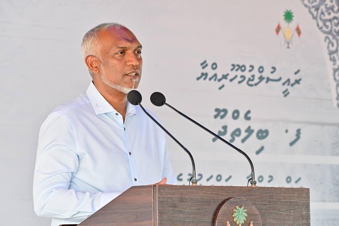 ބިލެތްދޫގެ ބިން ބޮޑުކުރުމަށްޓަކައި ހިއްކެން އޮތް އެންމެ ބޮޑުމިނަކަށް ބިން ހިއްކައިދޭނަން: ރައީސް