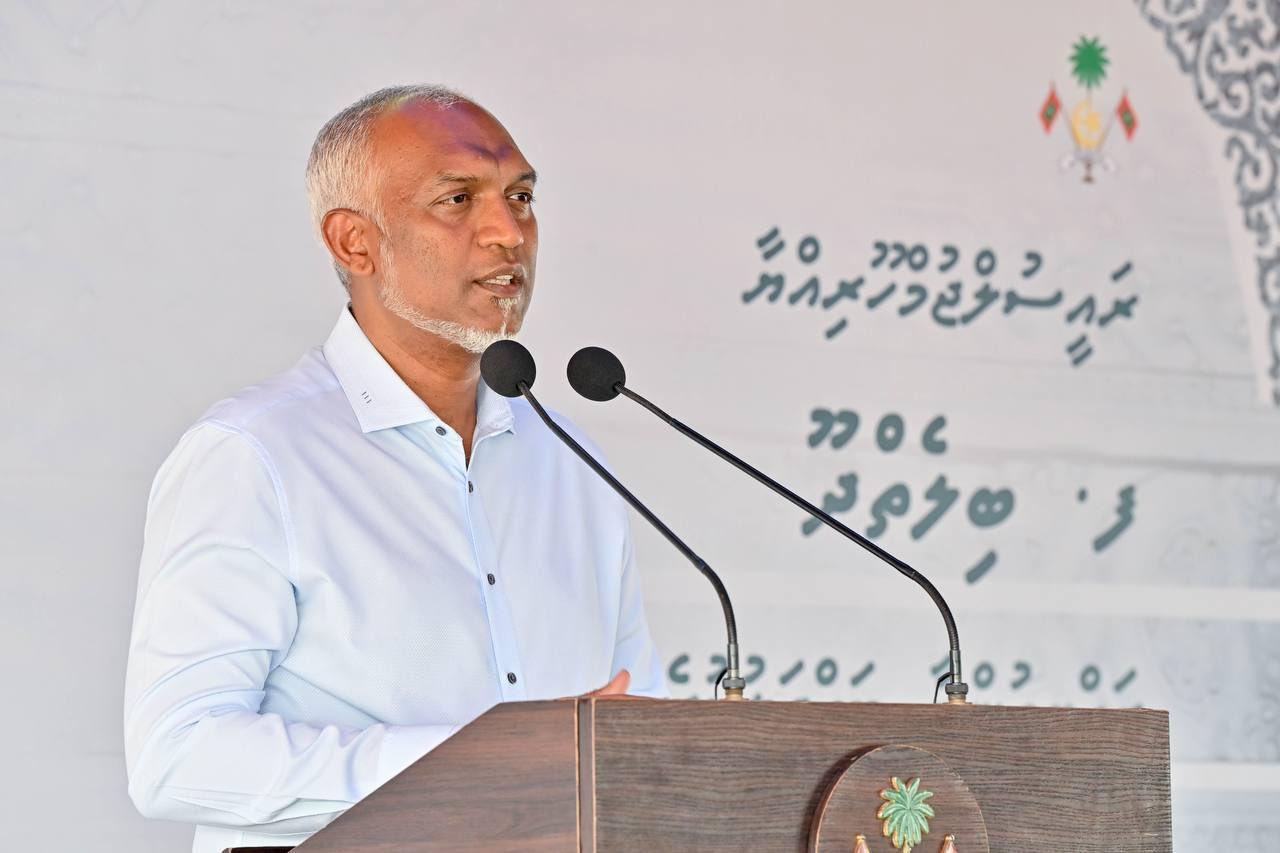 ބިލެތްދޫގެ ބިން ބޮޑުކުރުމަށްޓަކައި ހިއްކެން އޮތް އެންމެ ބޮޑުމިނަކަށް ބިން ހިއްކައިދޭނަން: ރައީސް