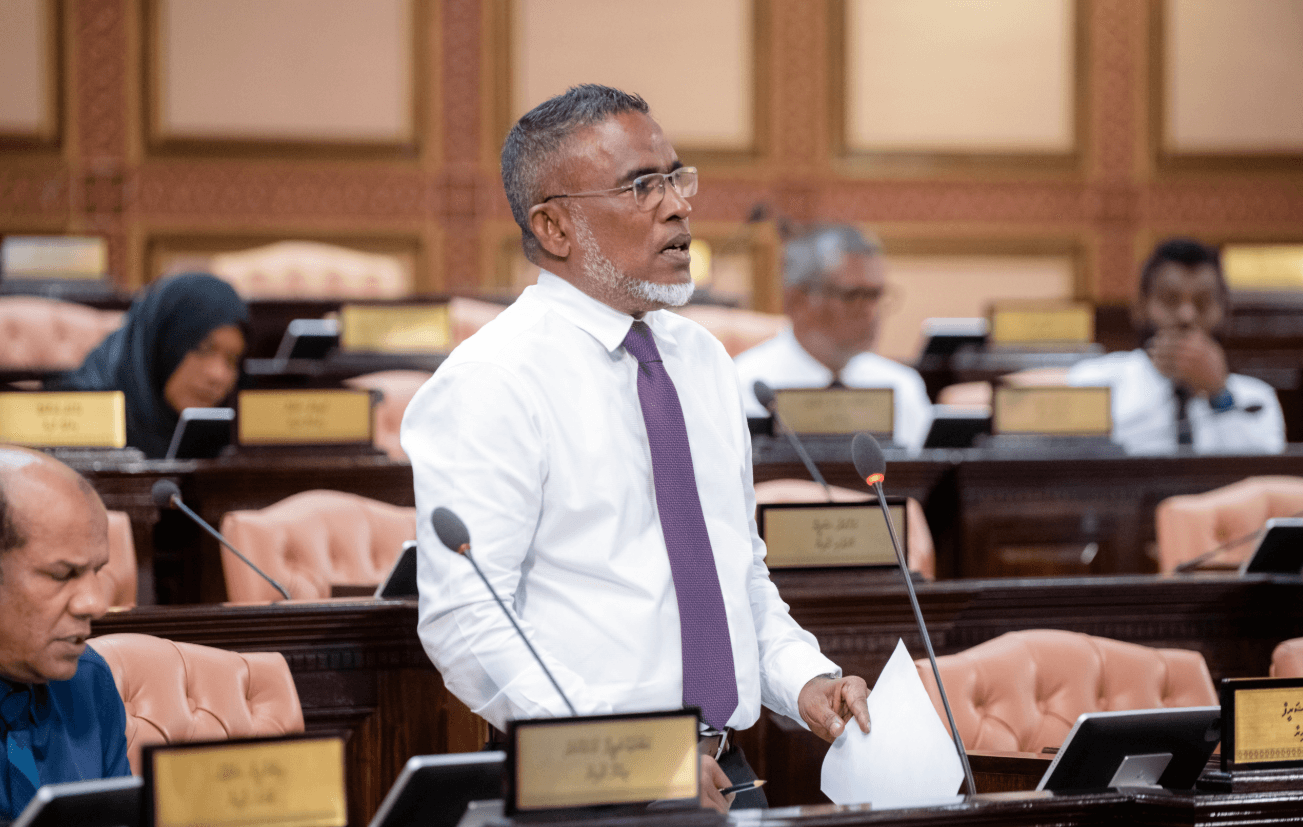 ގައުމުގެ އިގްތިސޯދު ހަލާކުކުރަން ދޮގު ފަތުރައި، ގެއްލުންދޭ ޕާޓީތަކަށް ފިޔަވަޅު އެޅުމަށް އީސީ އަށް ގޮވާލައިފި