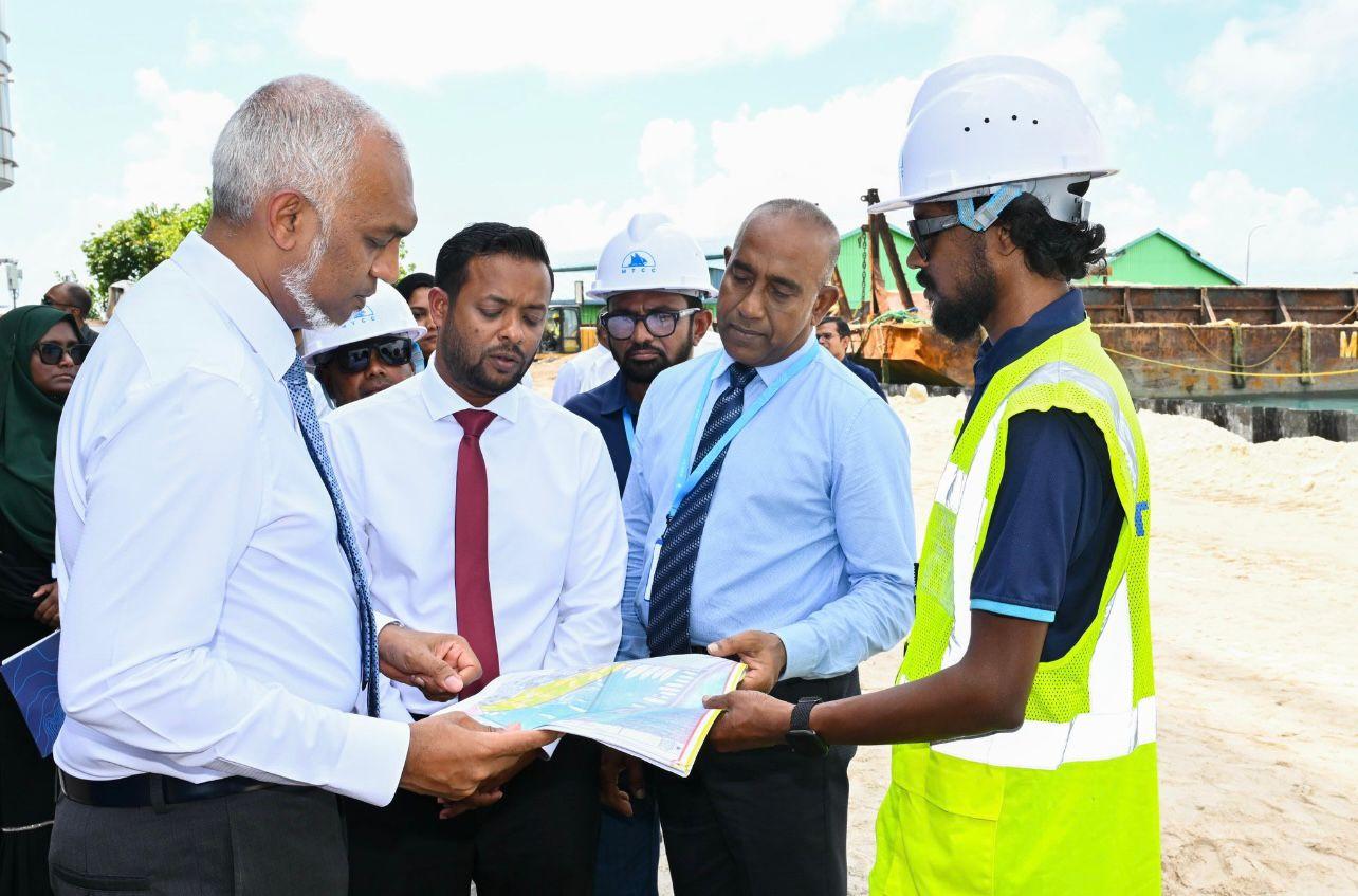 ބޮޑުތަކުރުފާނު މަގު ހެދުމުގެ މަސައްކަތް ކުރިއަށްދާގޮތް ރައީސް ބައްލަވާލައްވައިފި