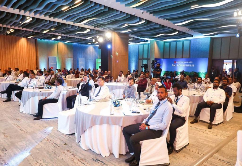  700 އަށްވުރެ ގިނަ ބައިވެރިންނާއެކު އަލީބާބާ ވޯކްޝޮޕް ފަށައިފި    