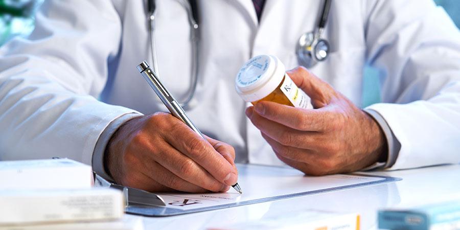 ޑޮކްޓަރުގެ ލަފާޔާ ނުލާ އެންޓިބަޔޮޓިކް ބޭނުން ނުކުރަން އިލްތިމާސްކޮށްފި