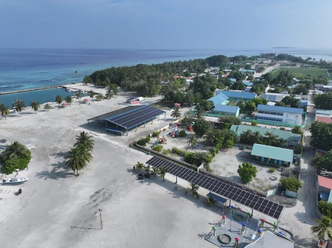 ރ. ވާދޫ ސޯލަރ ޕްރޮޖެކްޓް: އަހަރަކު 288 ޓަނުގެ ޖައްވަށް ބޭރުވާ ވިހަގޭސް މަދުވެގެންދާނެ!