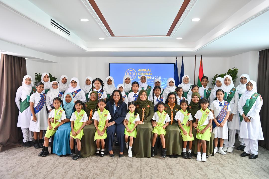 މޯލްޑިވްސް ގަރލް ގައިޑްސް އެސޯސިއޭޝަންގެ އަހަރީ ޢާންމު ޖަލްސާ ގައި މެޑަމް ސާޖިދާ ބައިވެރިވެވަޑައިގެންފި 