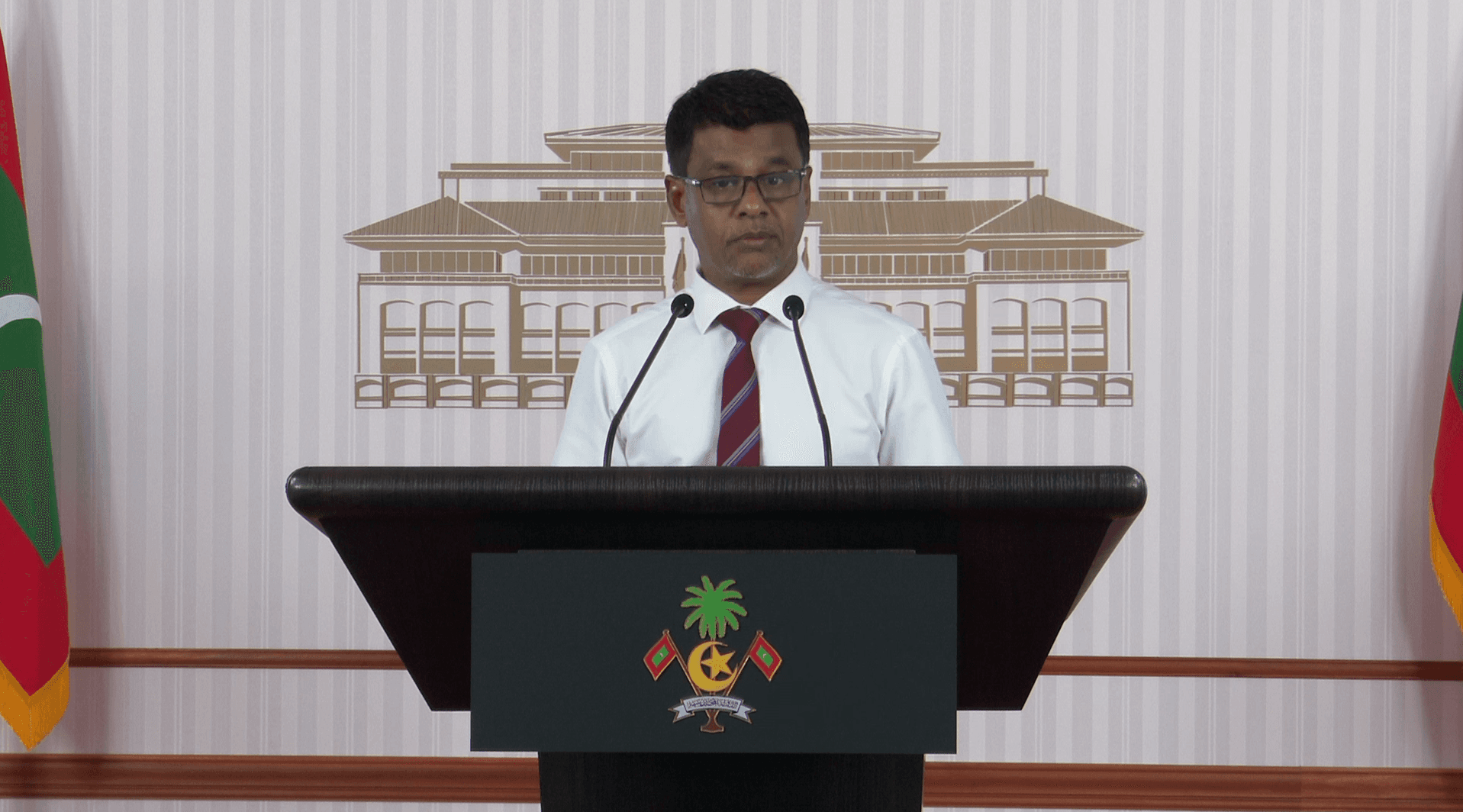 ރާއްޖެ އެތެރެކުރާ ބޭހުގެ ބާވަތްތަކުގެ އަދަދު 900 އަށް އިތުރުކުރެވިއްޖެ: ވަޒީރު ނާޒިމް