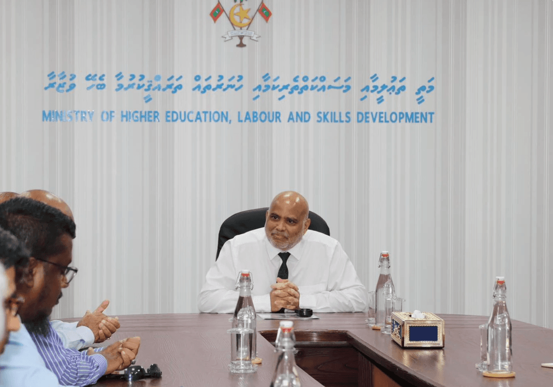 މަތީ ތައުލީމާބެހޭ ވަޒީރު، ކީރިތި ޤުރްއާނާބެހޭ މަރުކަޒުގެ އިސް ބޭފުޅުންނާ ބައްދަލުކުރައްވައިފި