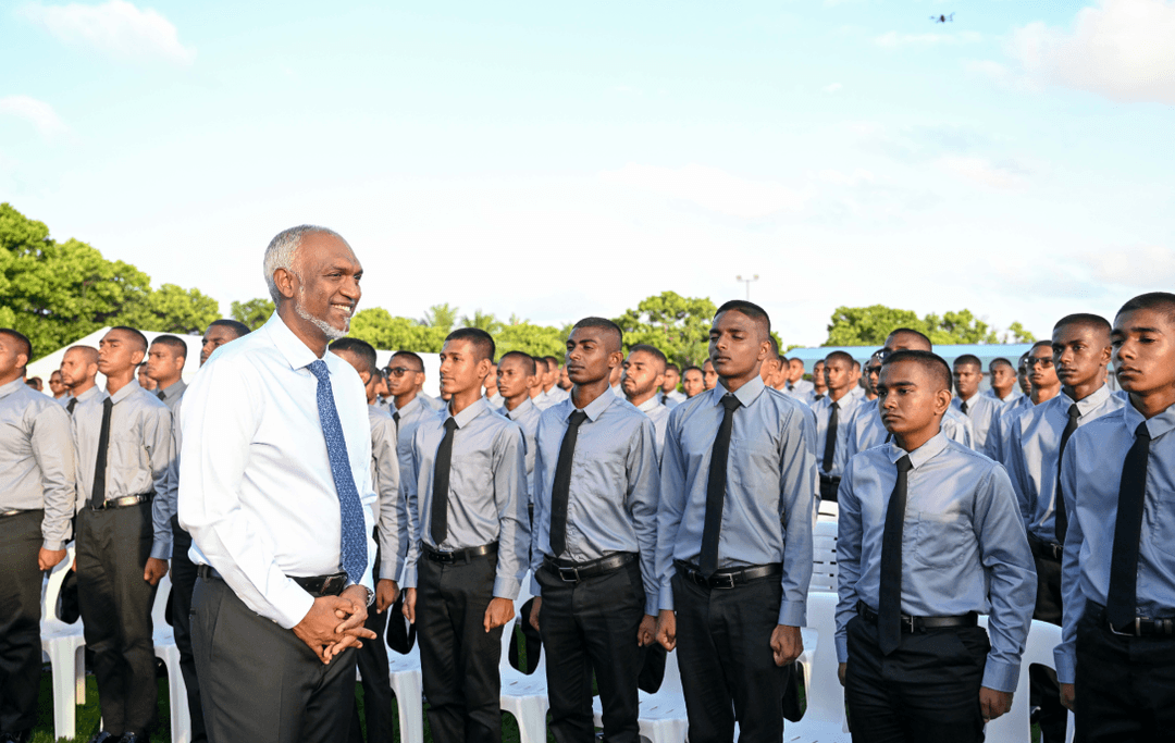 ދިވެހި ވަތަނީ ޚިދުމަތް: ގައުމިއްޔަތަށް ލޯބިކުރާ ޒިންމާދާރު ޖީލެއް ބިނާކުރުމުގެ މުހިންމު މަސައްކަތެއް