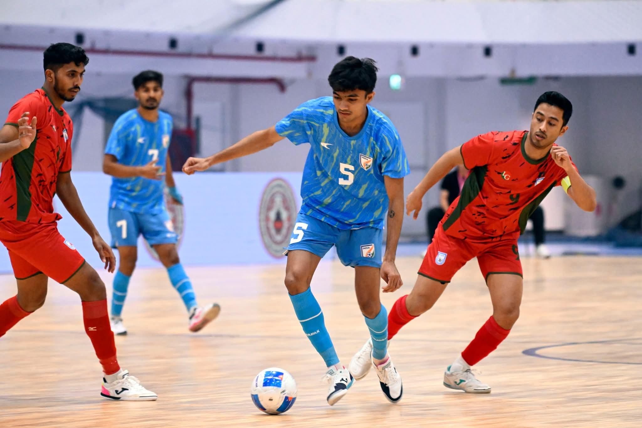 ސާފް ފުޓްސެލް ޗެމްޕިއަންޝިޕް: ވާދަވެރި ކުޅުމަކަށްފަހު އިންޑިއާ އަދި ބަންގްލަދޭޝް އެއްވަރު