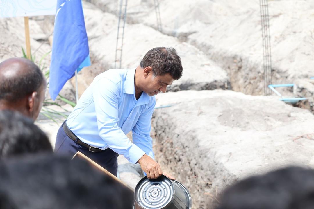 ހުޅުދެލީ ސިއްހީ މަރުކަޒުގައި 3 ޚިދުމަތެއް ފަށާ،  ރިނބުދޫ ޞިއްޙީ މަރުކަޒަށް ބައެއް އިތުރުކުރަން ބިންގާ އަޅައިފި