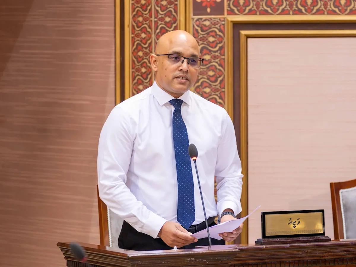 ބަޖެޓް 2027 - ރާއްޖޭގެ ކޮންމެ އަތޮޅެއްގައި ޕިކްނިކް ދާނެ ރަށެއް ތަރައްޤީކުރުމަށް ބަޖެޓުގައި ވާނީ ހިމަނާފައި - ފިނޭންސް މިނިސްޓަރ