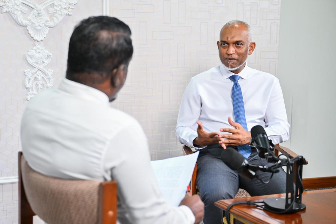 ރަސްމާލެއިން ބޭރު މީހުންނަށް ރައްޔިތުކަމެއް ނުލިބޭނެ، އެތާ އެހެން ދީންތަކަށް ފުރުސަތެއް ވެސް ނޯންނާނެ: ރައީސް