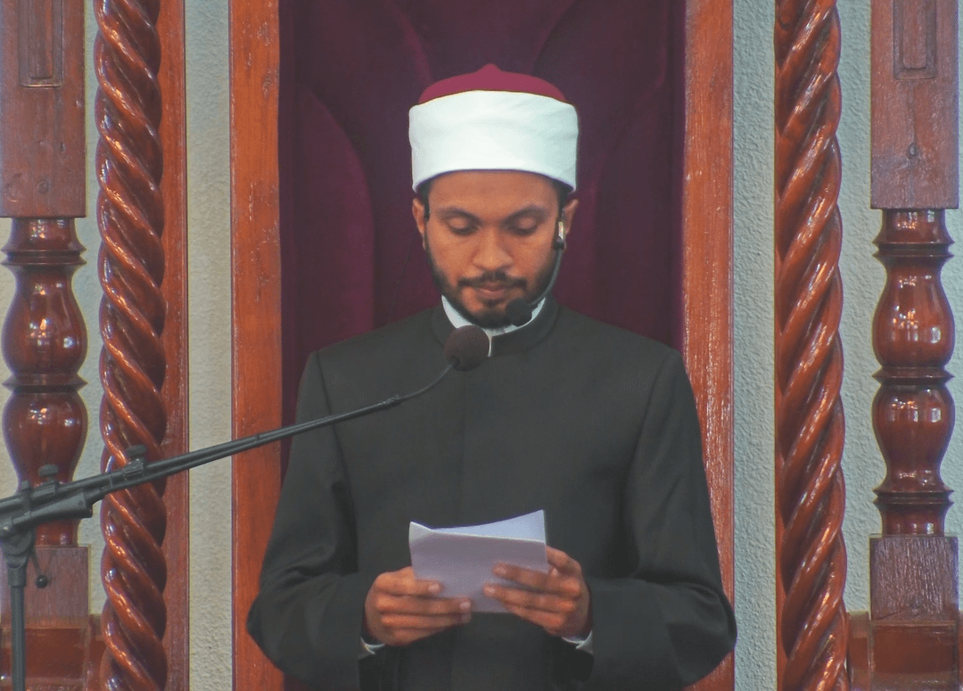 ޢާއިލާތަކުގެ ގުޅުން ބަދަހިކުރެވޭނީ ދަރިން ރަނގަޅު ގޮތުގައި ތަރުބިއްޔަތުކޮށްގެން: ހުކުރު ޚުޠުބާ  