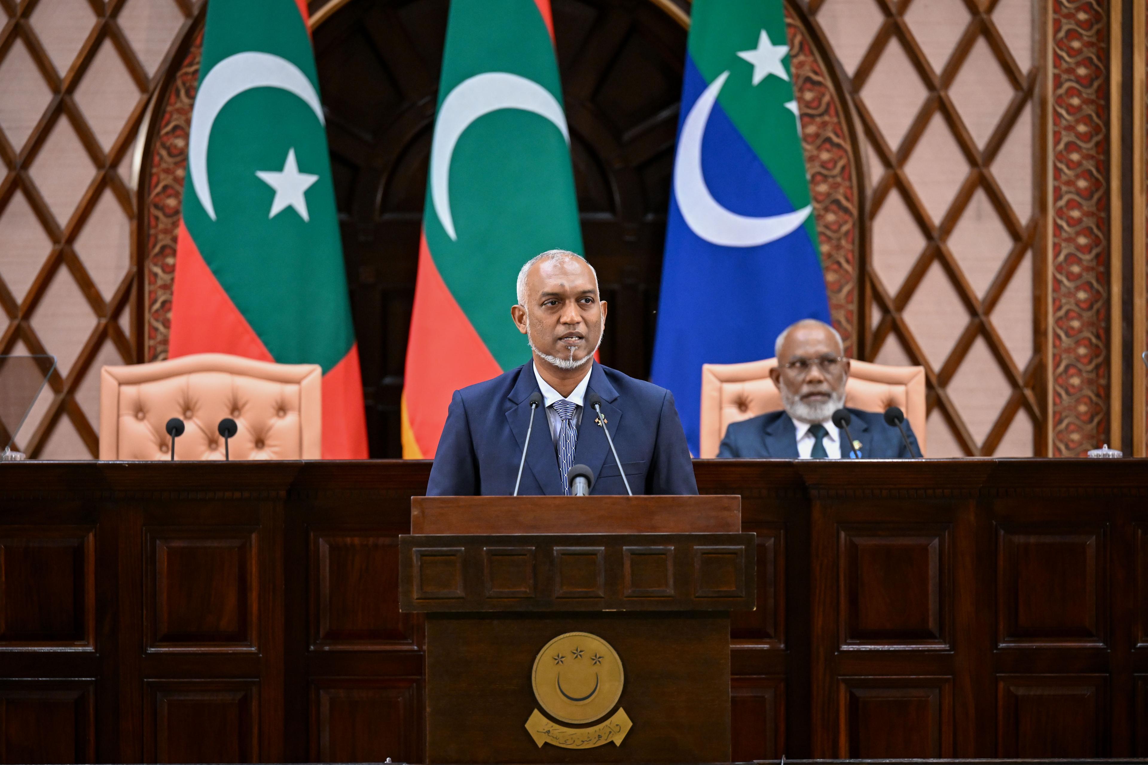 މަޢުލޫމާތު ރައްޔިތުންނަށް ފޯރުކޮށްދޭ ޒިންމާދާރު މީޑިޔާއެއް އޮތުމަކީ ރައްޔިތުންގެ ޙައްޤެއް: ރައީސް