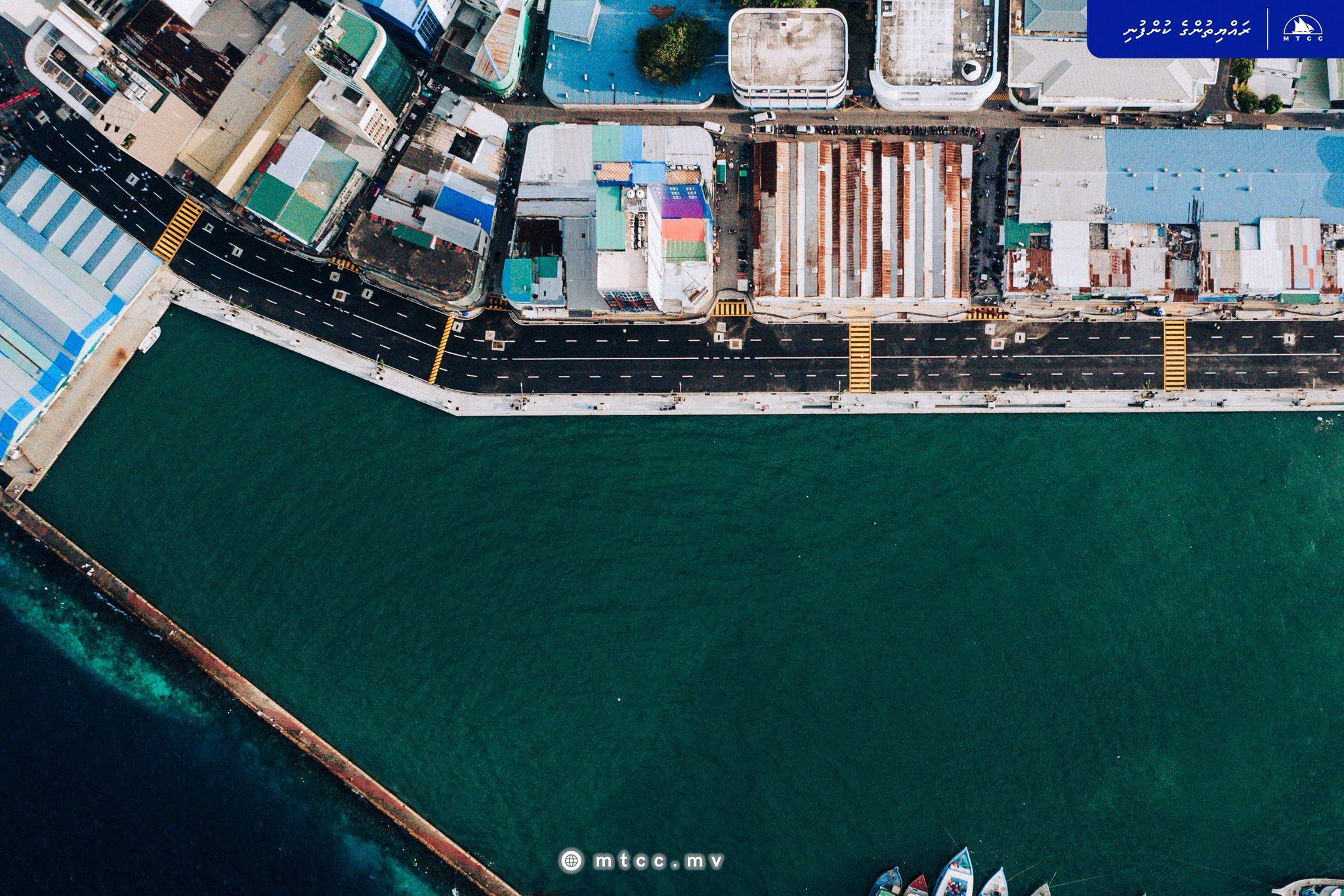 ޒަމާނީ ފެންވަރަށް ތަރައްގީކޮށް، ބާޒާރުމަތީ މަގު އާންމުންނަށް ހުޅުވާލައިފި