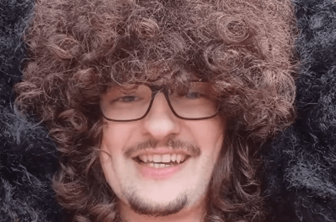 ޔުނައިޓެޑް ޖެހިޖެހިގެން ފަސް މެޗުން މޮޅުވުން ފެއިލްވެ، ސަޕޯޓަރ ޔުނައިޓެޑް ސްޓްރޭންޑްގެ ބޯކޮށުމުގެ އިންތިޒާރު ދިގުލައިފި