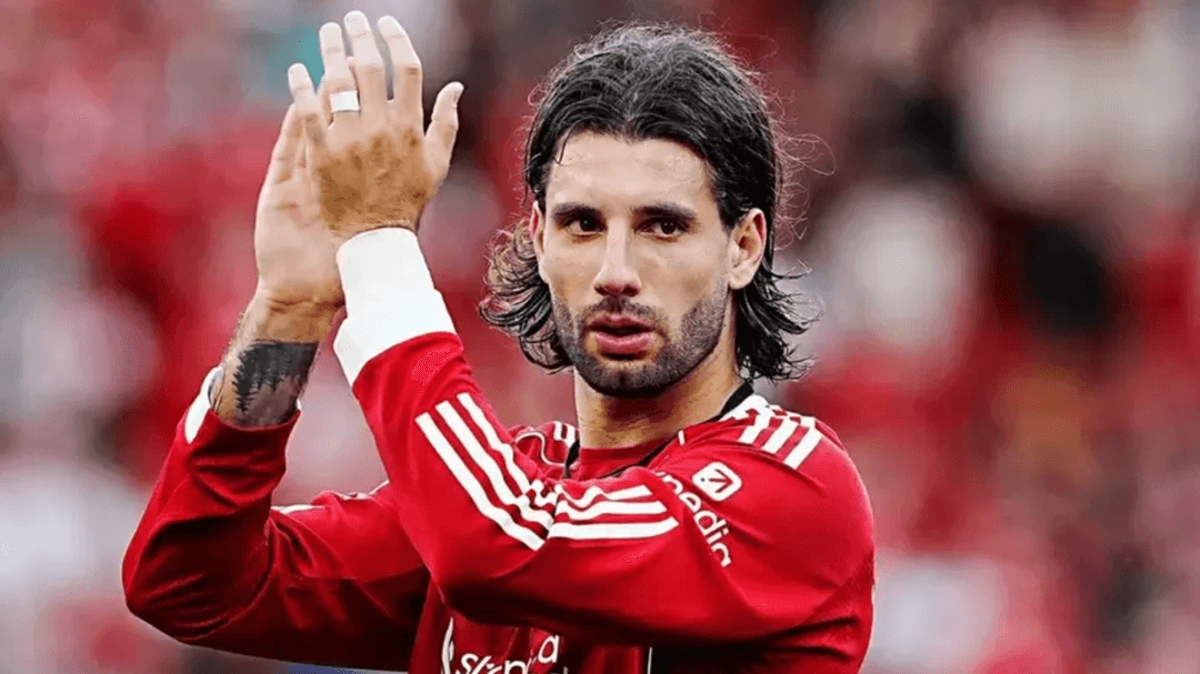 ލިވަޕޫލުގެ މިސީޒަނުގ އެންމެ މޮޅުކުޅުންތެރިޔާ ސަބޮޒްލައިގެ ޑްރީމް ޓީމަކީ ރެއާލް - ޤައުމީ ޓީމުގެ ކޯޗު