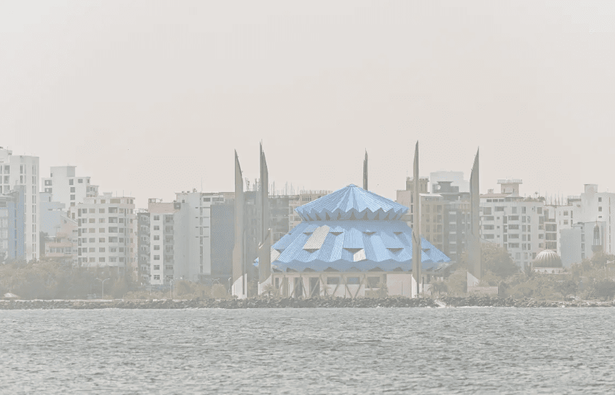 ވައިގެ ނުސާފުކަން އިންތިހާއަށް! ދުރުން ފެންނަނީ އެންމެ ދެ ކިލޯމީޓަރު