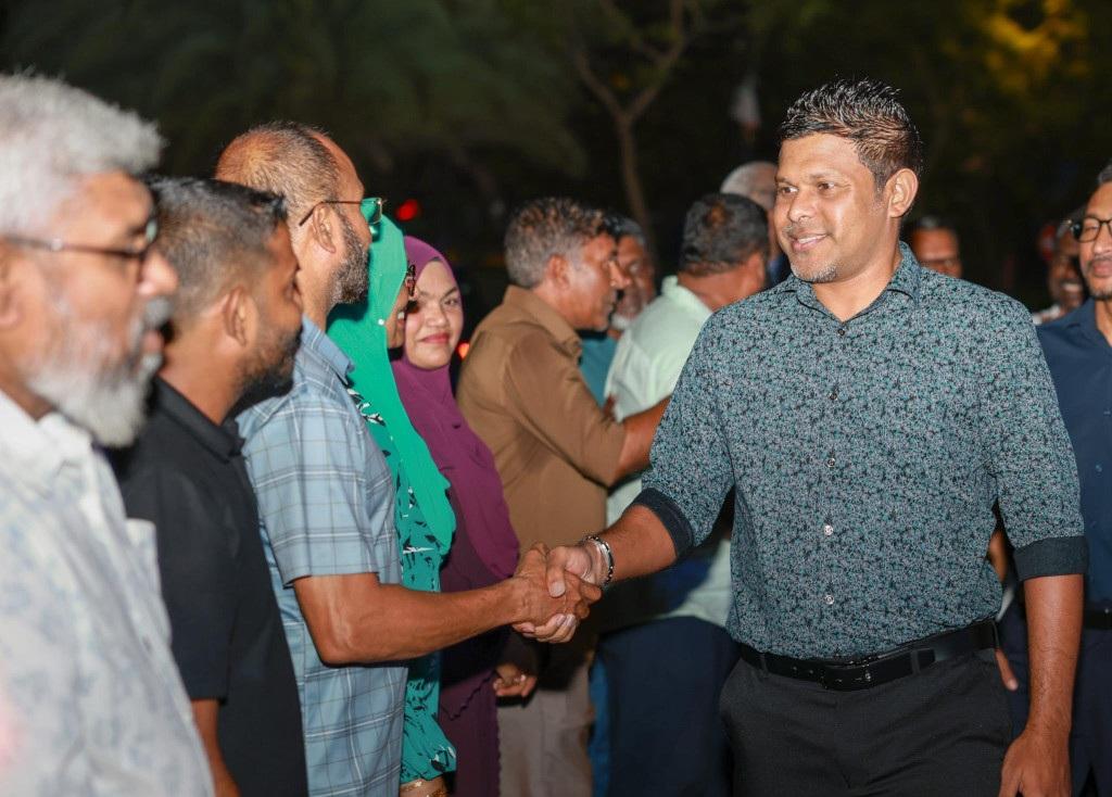 ރައީސް ޑރ. މުޢިއްޒު ވެރިކަމަށް ވަޑައިގަތީ ތަރައްޤީގެ ސާފު ތަސައްވުރަކާއެކު: ނައިބުރައީސް