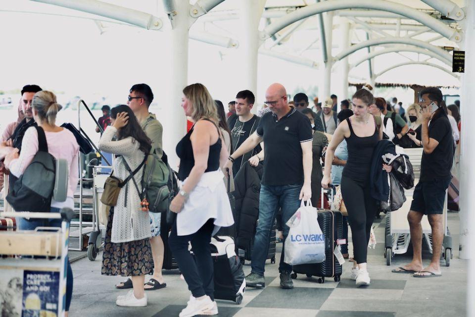 މި މަހުގެ 16 ވަނަ ދުވަހުގެ ނިޔަލަށް ޖުމުލަ 144,619 ފަތުރުވެރިން ޒިޔާރާތްކުރި