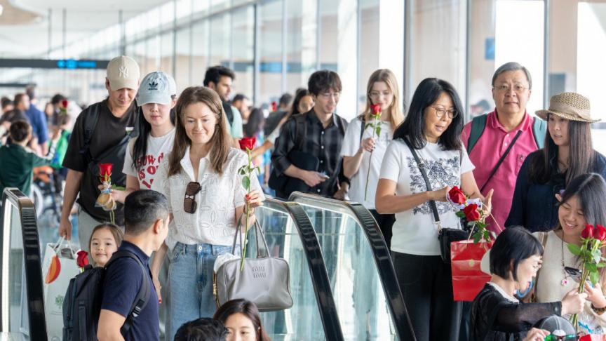 ޖަނަވަރީ މަހު ރެކޯޑު އަދަދަކަށް ރާއްޖެއަށް ފަތުރުވެރިން ޒިޔާރާތްކުރި