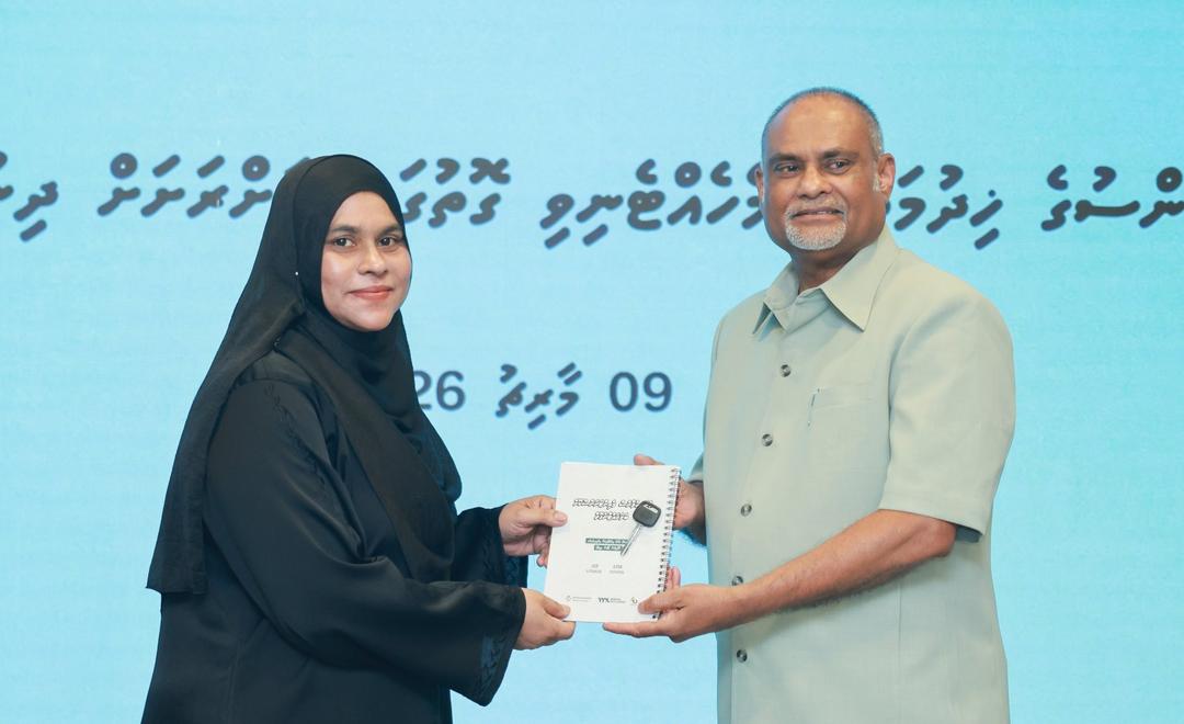 އިތުރު 14 ރަށަކަށް ބޭނުންވާ އެމްބިއުލާންސްތައް ހަވާލުކޮށްފި