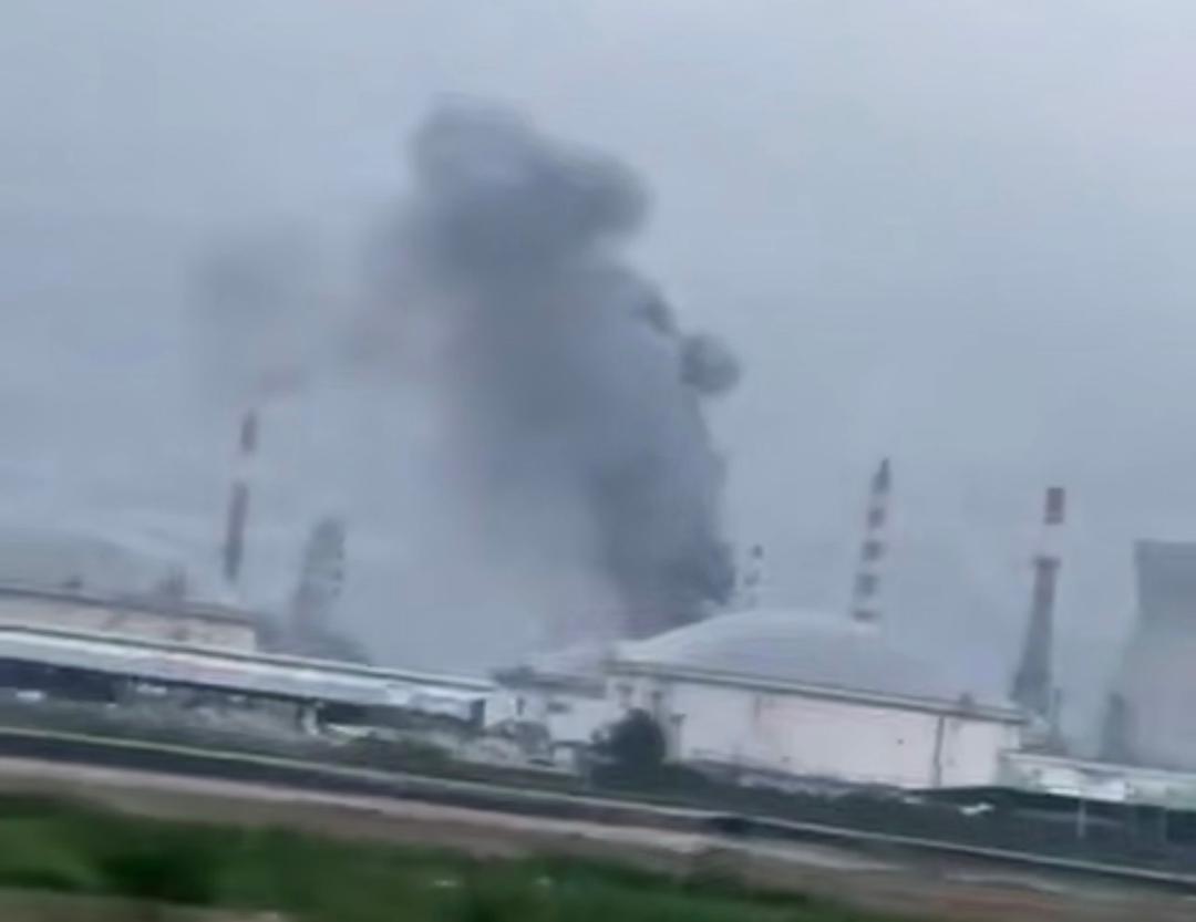 އީރާނުން އިޒްރޭލުގެ އެންމެ ބޮޑު ތެޔޮ ކާރުޚާނާ ގޮއްވާލައިފި