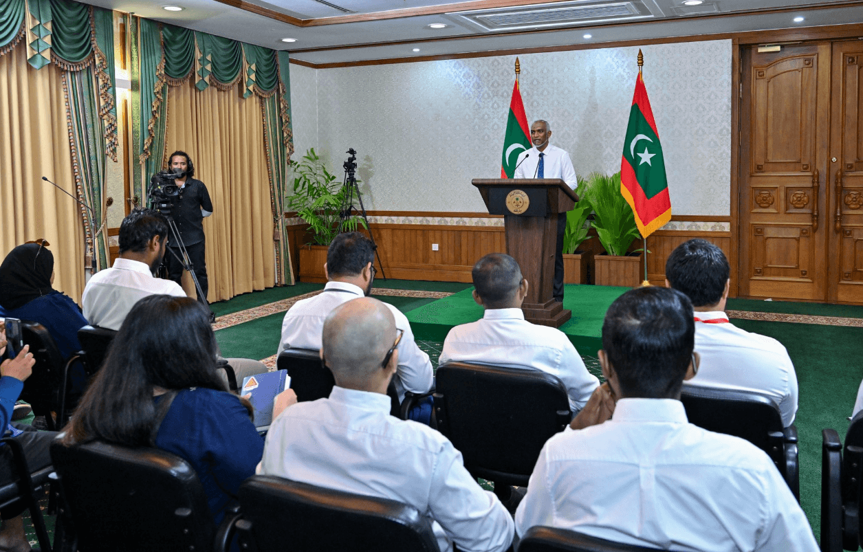 ''ދަރަނި ދައްކަމުން ވެސް ފައިސާ އަންނަނީ ދޫކުރަމުން، އަންނަ ހަފުތާގައި އެކަނިވެސް 200 މިލިޔަން ރުފިޔާ ދޫކުރާނެ''