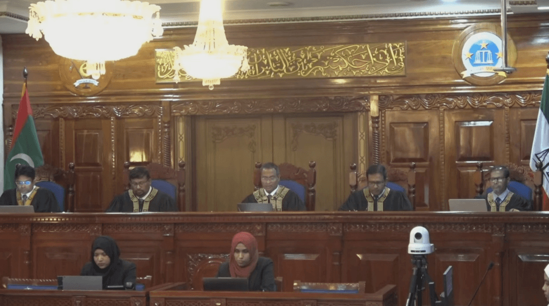 ޚިޔާލު ހޯދުމުގެ ވޯޓު ނެގުމަށް ހުށަހަޅާފައިވާ ސުވާލު ޣައިރު ޤާނޫނީ ކަމަށް ނިންމޭނެ ޖާގައެއް ނެތް: ސުޕްރީމް ކޯޓު