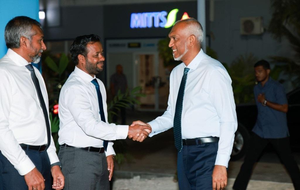 އަމިއްލަ ބޯހިޔާވަހިކަމެއްގެ އުއްމީދު ނެތް ޒުވާން އާޢިލާއަކަށް މުސްތަޤުބަލު ޕްލޭންކުރުމަކީ ފަސޭހަކަމެއް ނޫން: ވަޒީރު މުއްޠަލިބު