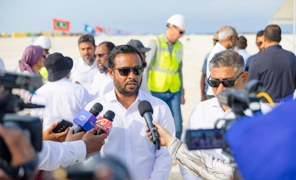 ސަރުކާރުގެ ވިސްނުމަކީ،ބިންހިއްކާ ނިމުމުން ސަރވޭކޮށް ގޯތިތަށް ހަވާލުކުރުން: ވަޒީރު މުއްތަލިބް