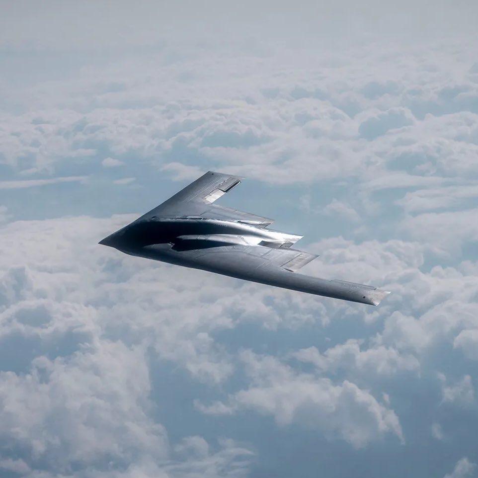 އެންމެ 100 ގަޑިއިރު ތެރޭގައި އެމެރިކާ އަތުން 5.82 ބިލިއަން ޑޮލަރު ހޭދަވެއްޖެ!