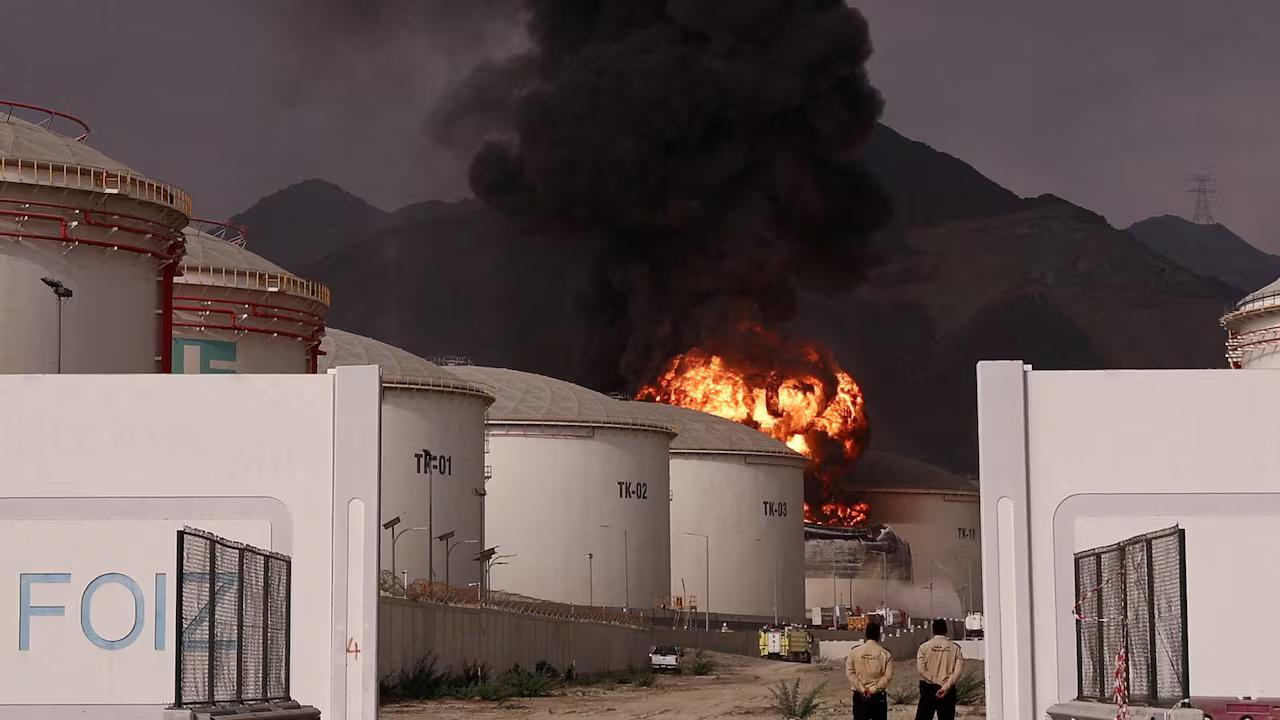 ސަލާމަތީ ސަބަބުތަކަށްޓަކާ  ޔޫއޭއީ ގެ ވައިގެ ސަރަހައްދު ބަންދުކޮށްފި