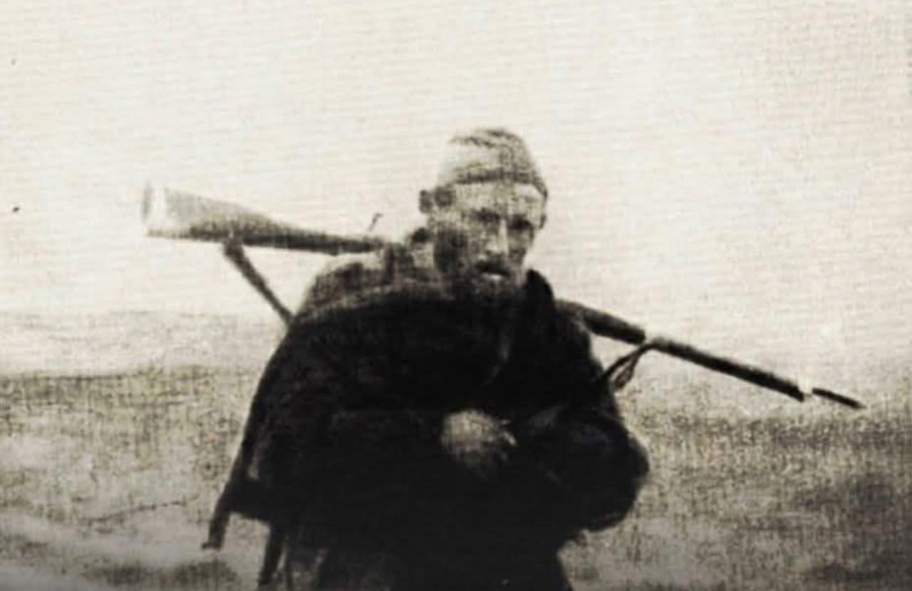 ރޯދަ މަހު ހަނގުރާމައިގެ ކުރީ ސަފުގައި ހުރި އުސްމާނީ ސިފައިންގެ މީހަކު އޭނާގެ އަންހެން ދަރިފުޅަށް ފޮނުވި ސިޓީން އިބުރަތެއް